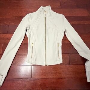 Lululemon Cropped Define Jacket Nulu Light Ivory/Gold